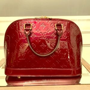 Louis Vuitton Alma GM Monogram Vernis